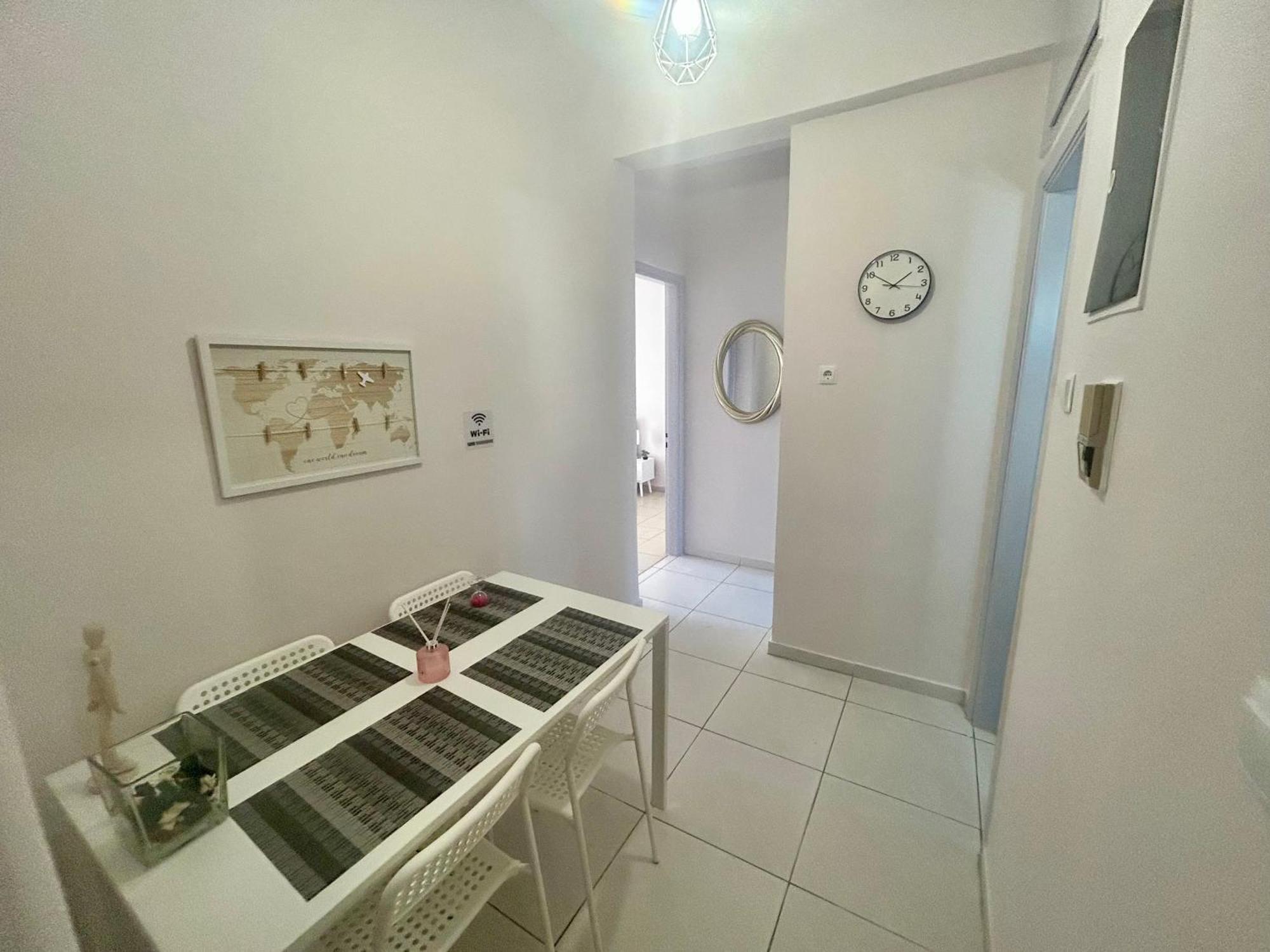 Aktis Apartment 3 Near Airport アルテミダ エクステリア 写真